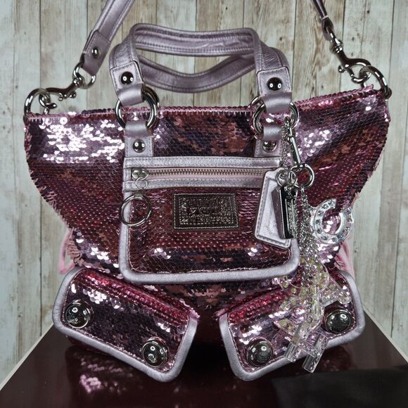 COACH 13821 Poppy Sequin Spotlight Pink Shoulder Bag Tote Special Edition Purse - Picture 4 of 16